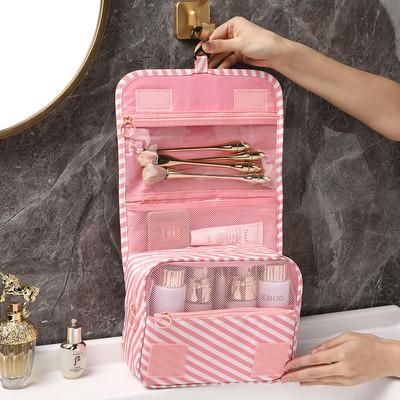 Geanta cosmetica pentru machiaj - potrivita pentru calatorii