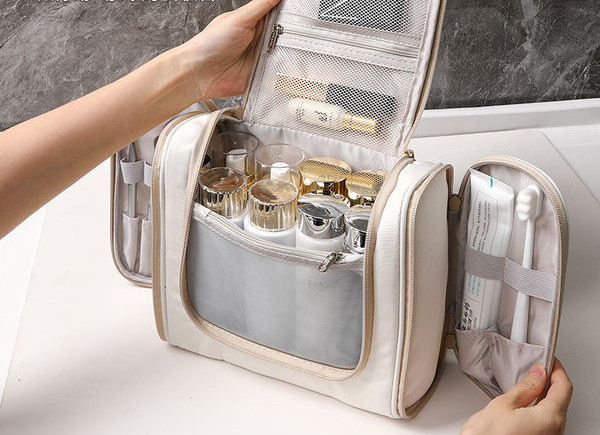 Torbica za šminku i kozmetiku