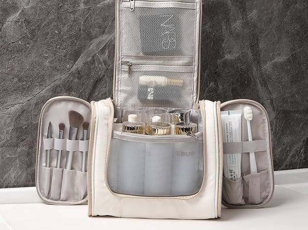 Torbica za šminku i kozmetiku
