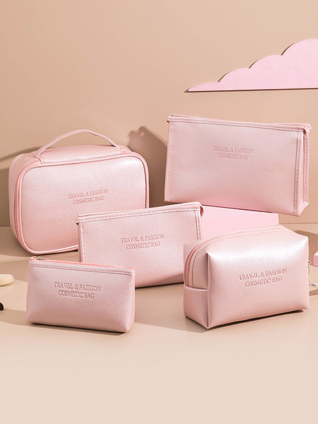 Aplauzuma un kosmētikas soma