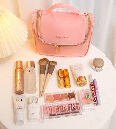 Daudzfunkcionāla kosmētikas soma