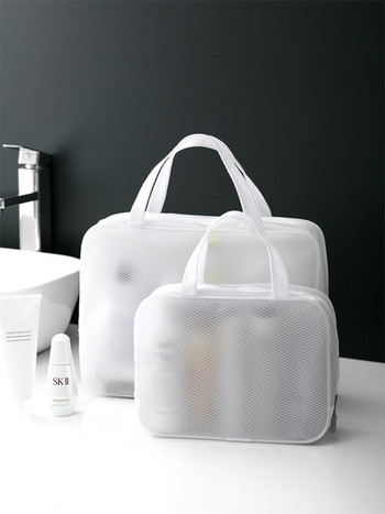 Козметична чанта подходяща за тоалетни принадлежности