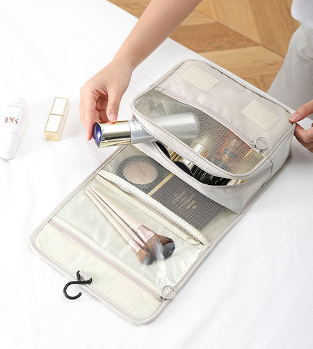 Prijenosni sklopivi pribor za šminkanje i higijenu