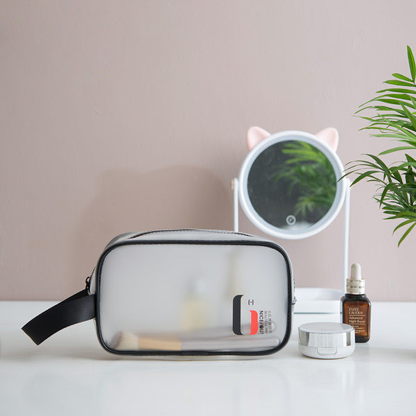 Prozirna torbica za šminku i toaletne potrepštine