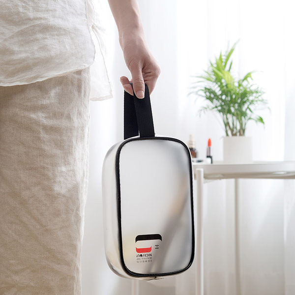 Prozirna torbica za šminku i toaletne potrepštine