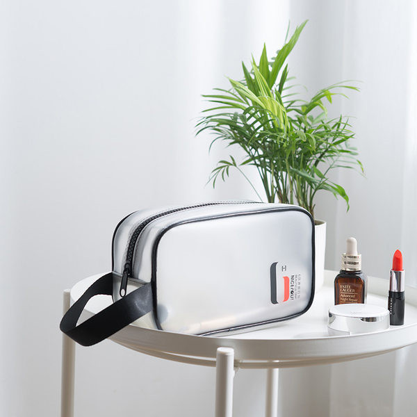 Prozirna torbica za šminku i toaletne potrepštine