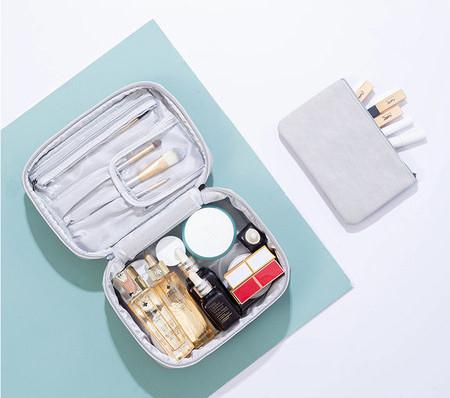 Kosmētikas soma grimam - piemērota ceļojumiem