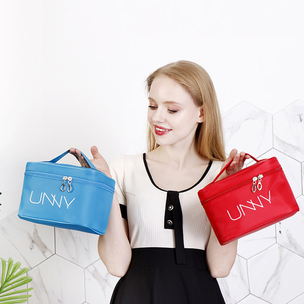 Prijenosna kozmetička torbica za spremanje šminke