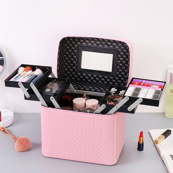 Čemodāns kosmētikas piederumiem