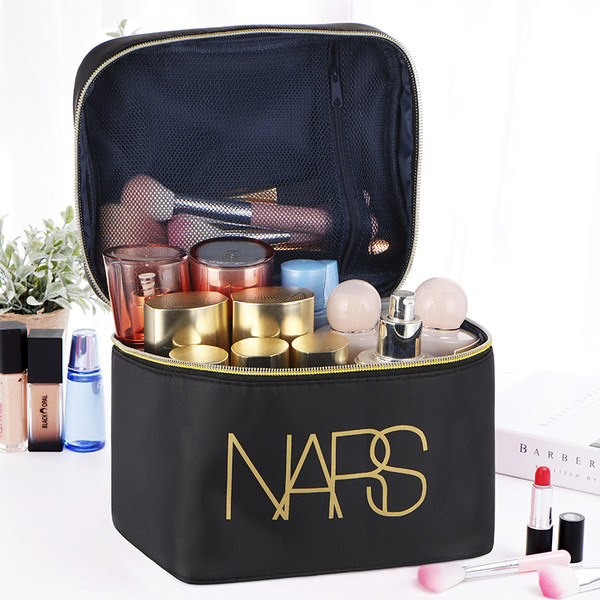 Geanta pentru accesorii cosmetice