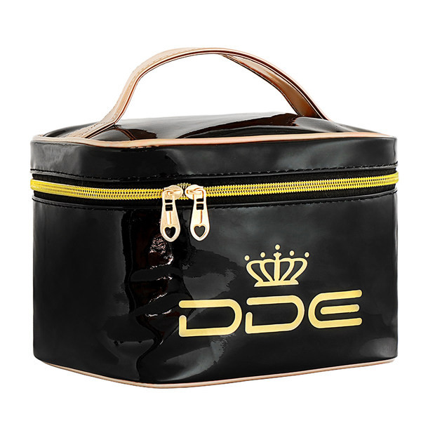 Trusa cosmetica pentru machiaj in mai multe culori