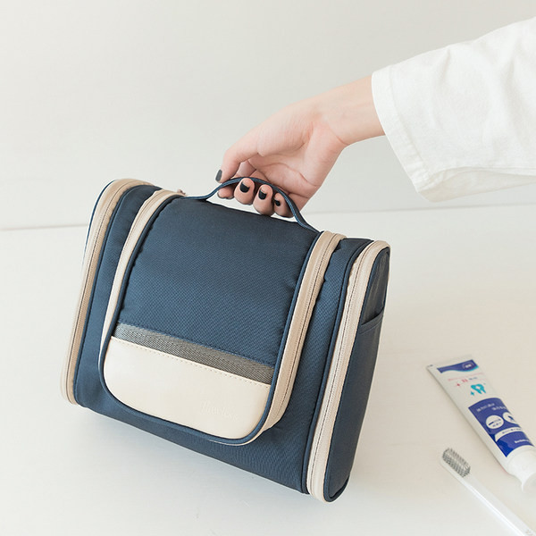 Φορητή πτυσσόμενη θήκη μακιγιάζ και καλλυντικών κατάλληλη για ταξίδια