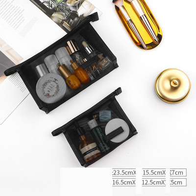 Musta värvi kosmeetikakomplekt jumestamiseks