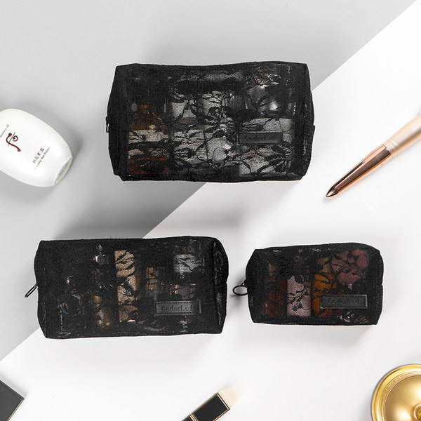 Mrežasta torbica za šminku i toaletne potrepštine