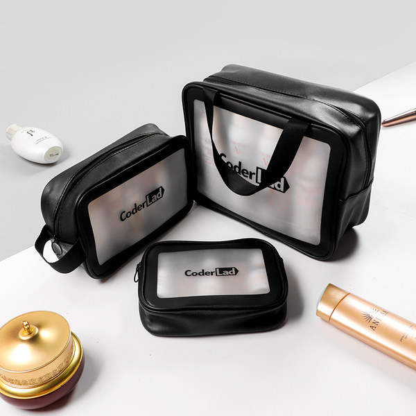 Kozmetički neseser s natpisom