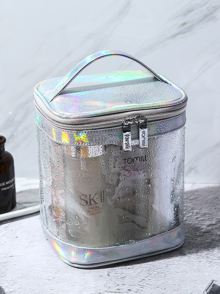 Vodootporna torbica za kozmetičke dodatke