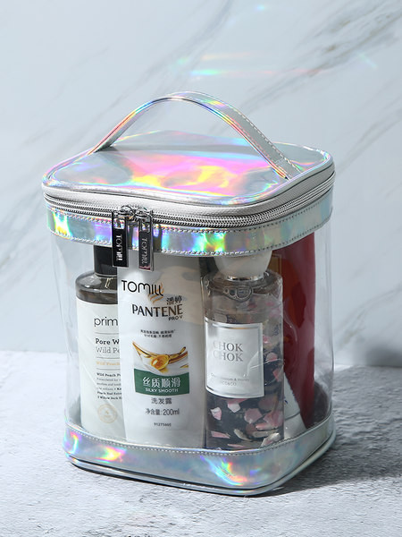 Vodootporna torbica za kozmetičke dodatke