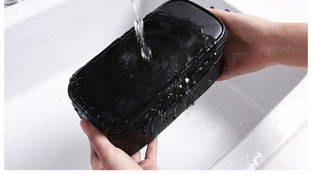 Geantă cosmetică multifuncțională cu două straturi