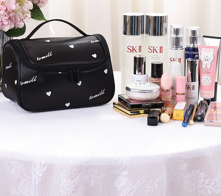 Θήκη καλλυντικών με καρδιές κατάλληλη για αποθήκευση μακιγιάζ και καλλυντικών