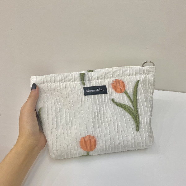 Trusa de toaleta cu imprimeu - potrivita pentru machiaj