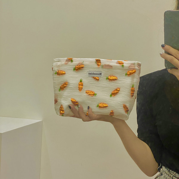 Trusa de toaleta cu imprimeu - potrivita pentru machiaj