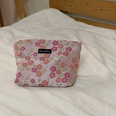 Textil színű sminkkészlet