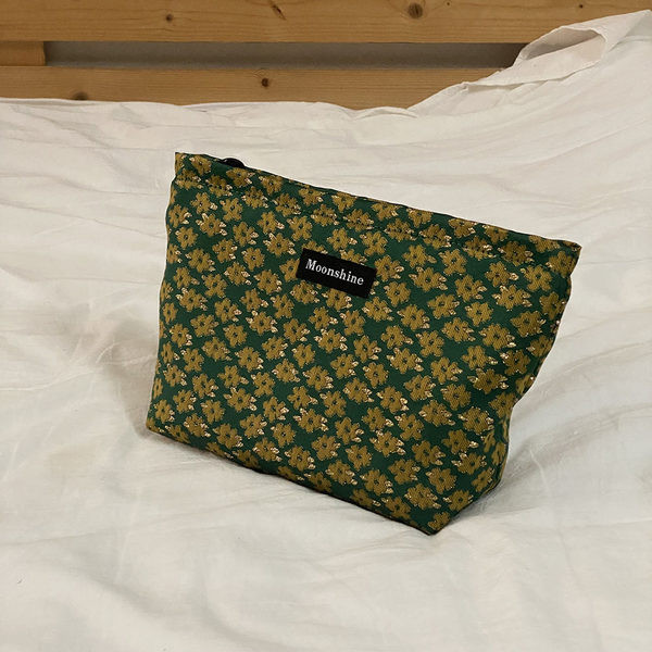 Trusa de machiaj cu model floral