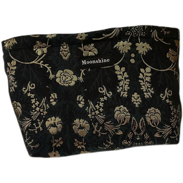 Toaletni pribor i pribor za šminkanje u zelenoj boji