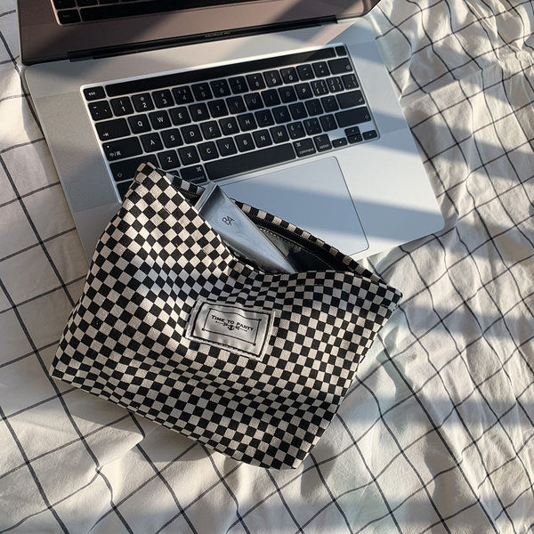 Kozmetička torbica za šminku - retro stil