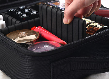 Преносима козметична чанта за гримове и четки