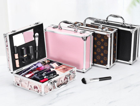 Kozmetikai táska - bőrönd smink és ecsetek tárolására