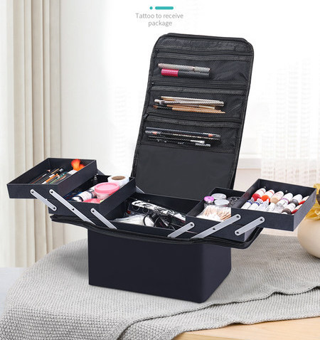 Козметичен куфар за гримове