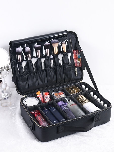 Kosmetikos krepšys makiažui ir šepetėliams