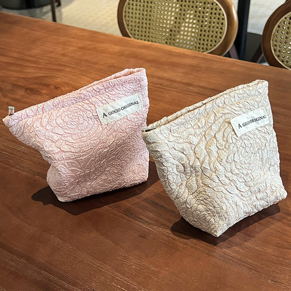 Κιτ μακιγιάζ σε δύο χρώματα