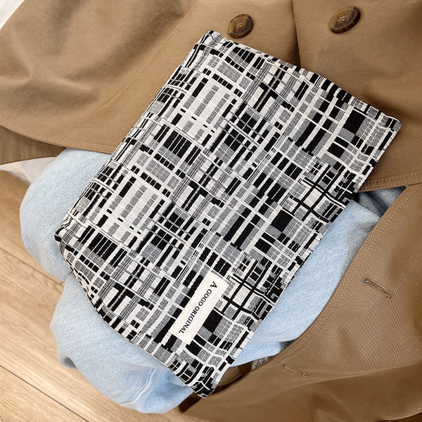 Komplet šminke s uzorkom