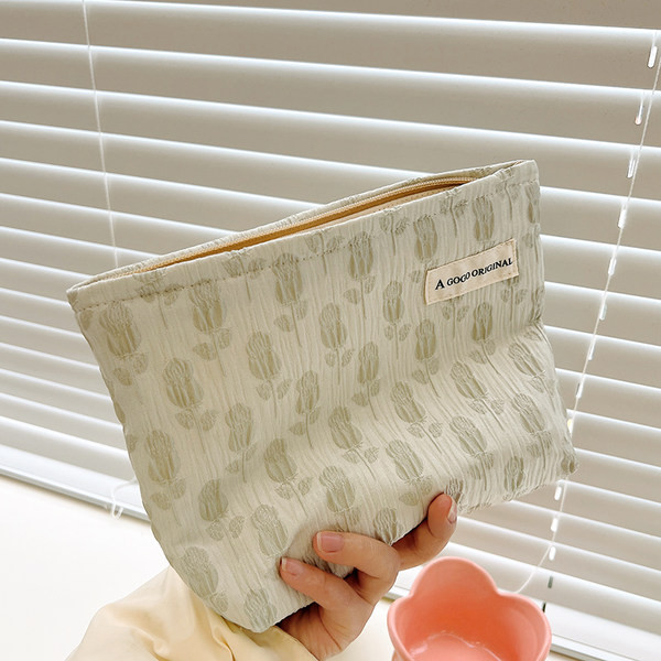 Tekstilna torbica za šminkanje s patentnim zatvaračem