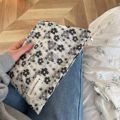 Textil sminktáska cipzárral