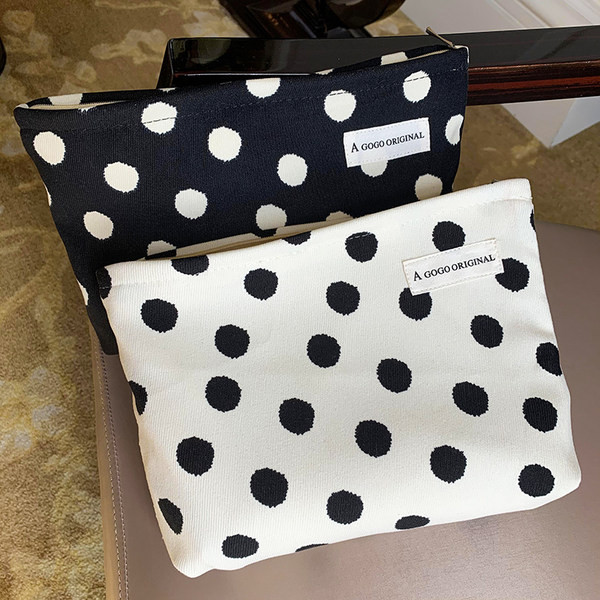 Μεγάλο υφασμάτινο σετ μακιγιάζ