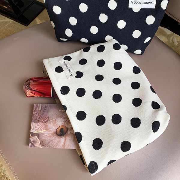 Μεγάλο υφασμάτινο σετ μακιγιάζ