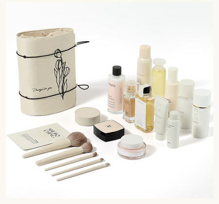 Sklopiva torbica za šminku - nekoliko pretinaca