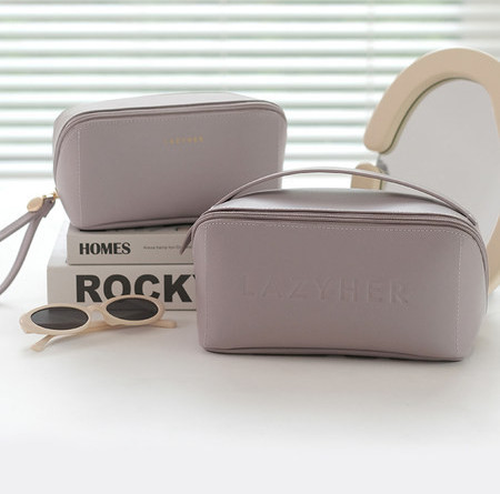 Κιτ καλλυντικών κατάλληλο για μακιγιάζ και προϊόντα περιποίησης