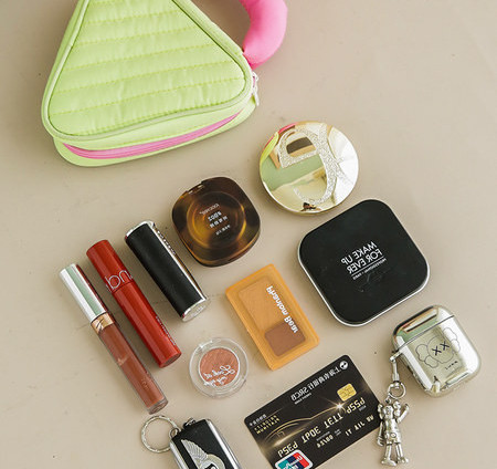 Mala kozmetička torbica za šminku