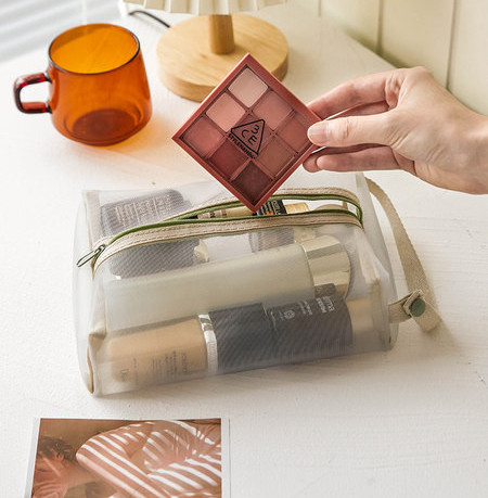 Διαφανές σετ μακιγιάζ