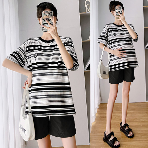 Ženska široka majica za trudnice na pruge