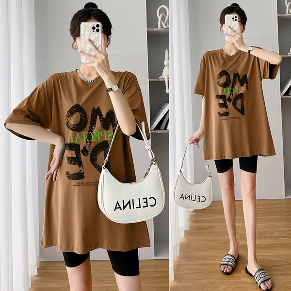 Grūtnieču apdrukas brīvs t-krekls