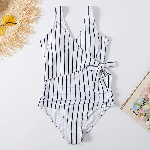 Μονόχρωμο μαγιό εγκυμοσύνης με κορδέλα και κομμένη πλάτη