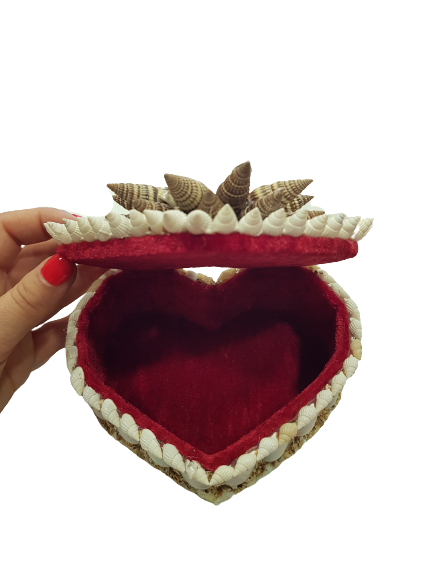 Кутия за бижута, Сърце, Ръчна изработка, Естествени раковини, 11х14 см