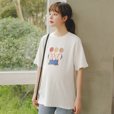 Широк модел тениска за бременни  с апликация и надпис