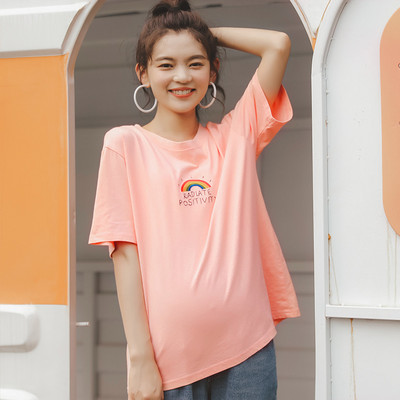 Широк модел тениска за бременни  с апликация и надпис