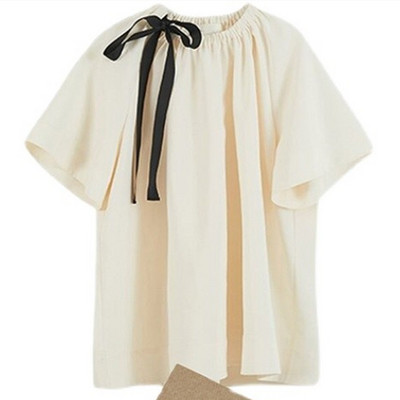 Moteriška palaidinė su ovalia iškirpte nėščiosioms